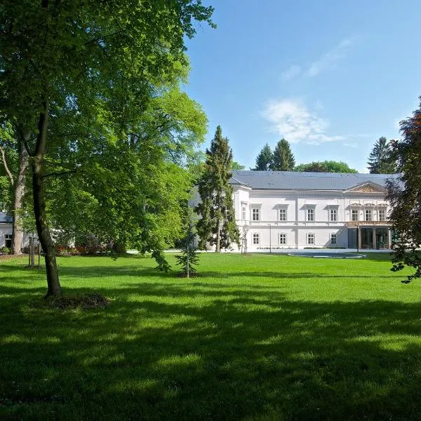 Zámek Ratměřice - Hotel & Resort, hotel in Olbramovice