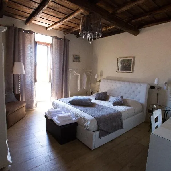 La finestra sul borgo: Bracciano'da bir otel