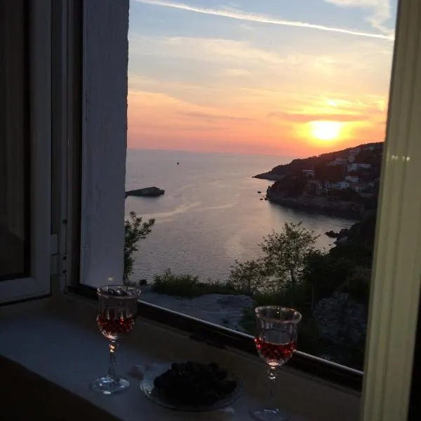 Guesthouse Maritimo, hotel u Ulconju
