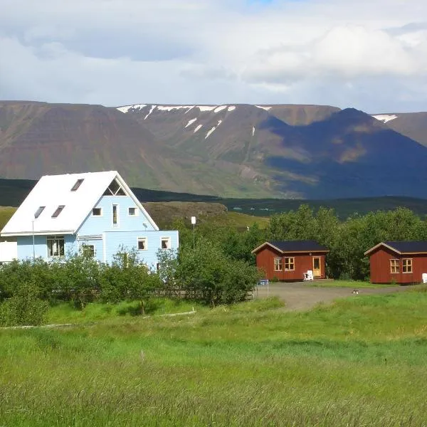 Guesthouse Pétursborg, khách sạn ở Sveinbjarnargerði