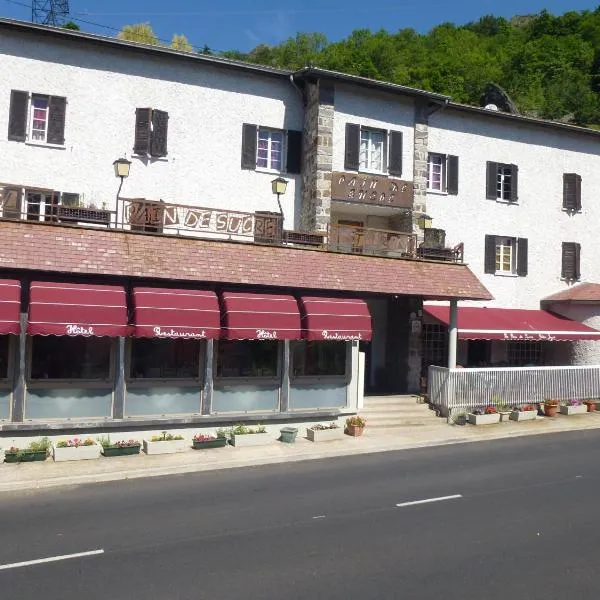 Hôtel Restaurant Le Pain de Sucre, hotel en Saint-Privat-d'Allier