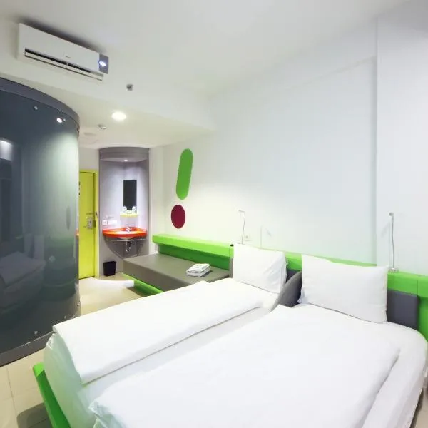 POP! Hotel Tebet Jakarta: Ragunan şehrinde bir otel