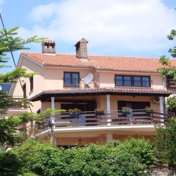 Villa Lina, hotel v destinácii Ičići
