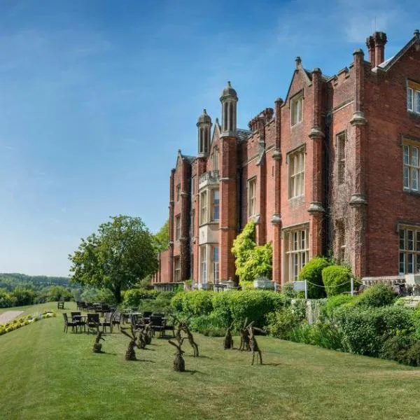 De Vere Latimer Estate, hotel di Harefield