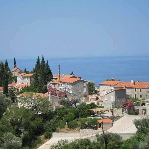 Reževići Apartments, hotel v destinaci Petrovac na Moru