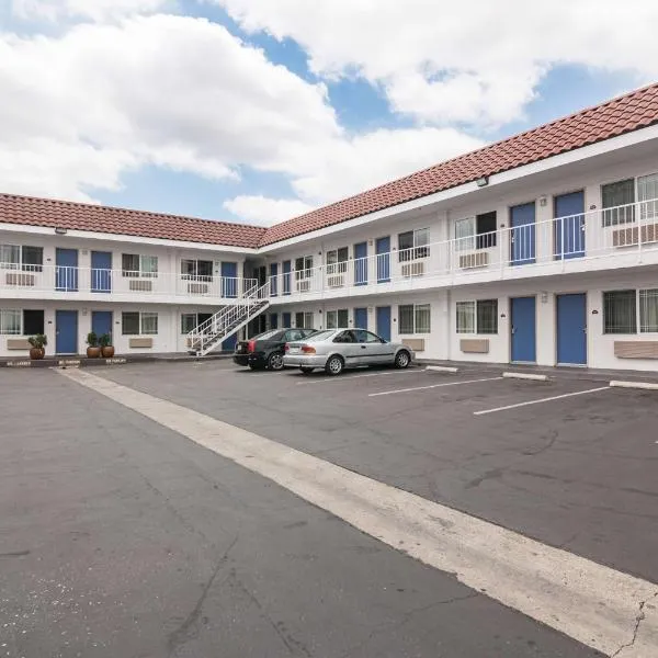 Motel 6-Norwalk, CA, hotel in Norwalk