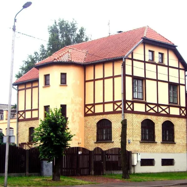 Villand Hotel with Free Private Parking and Self Check In, khách sạn ở Rīga