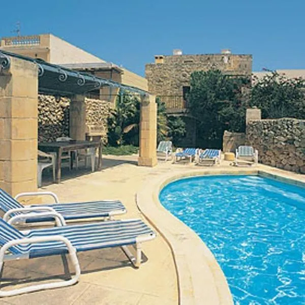 "Steves Villas" Villa ta Rosi, hotel a Xagħra