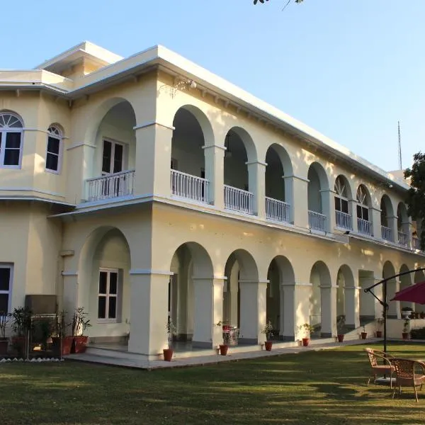 Brijraj Bhawan Palace Hotel, hotel v destinaci Kota