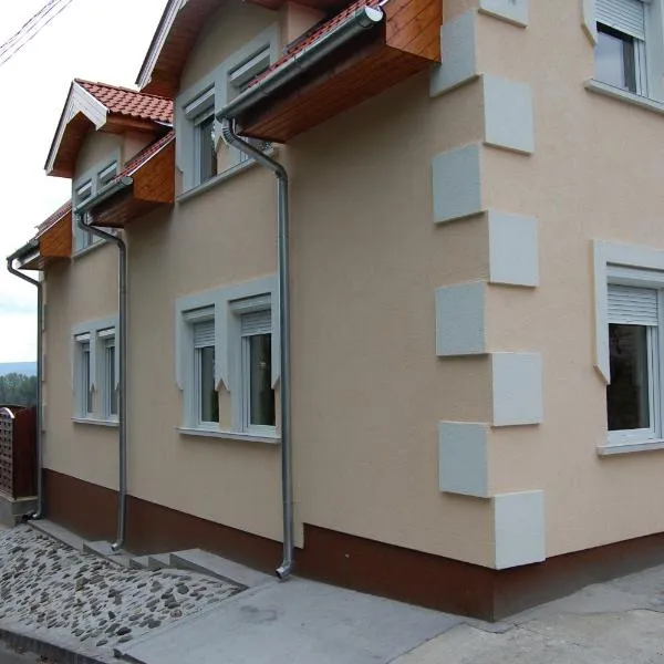 Tabán Apartman, hotel in Dunakeszi