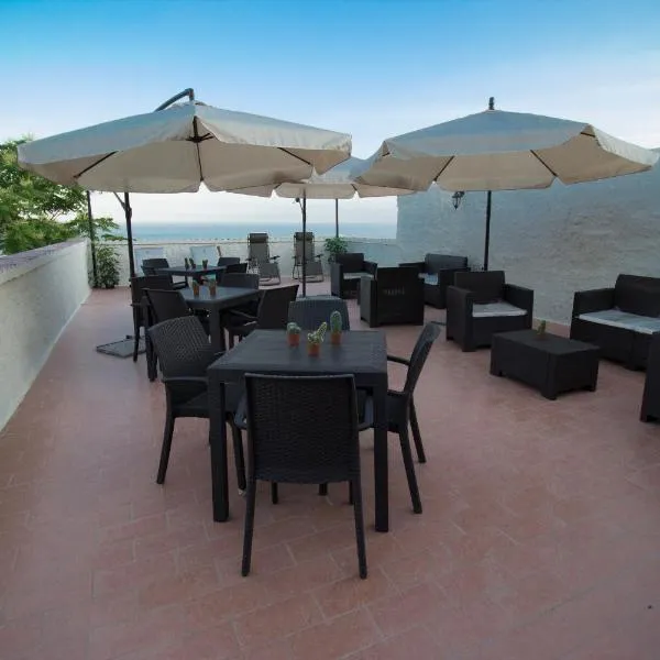 La terrazza del borgo, hotel em San Biagio Platani