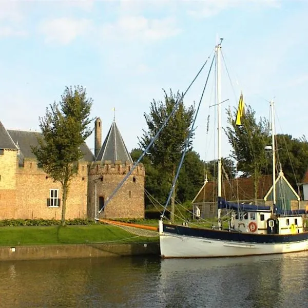 Zeilschip Fortuna, hotel u gradu 'Andijk'