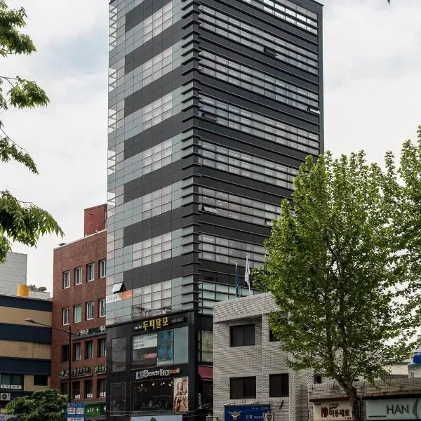 K-Grand Hostel Dongdaemun, hotel v Soulu