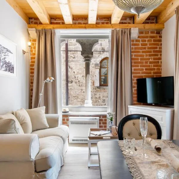 Heritage suites Zanini, hotel v destinaci Hvar