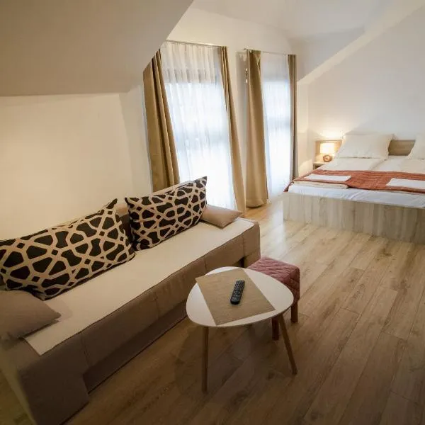 Hotel Logavina 8 Garage Parking: Saraybosna'da bir otel