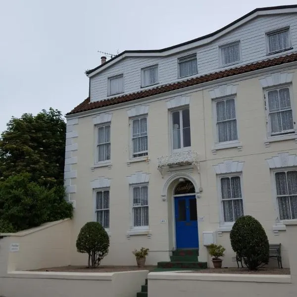 Franklyn Guesthouse, hotel v destinaci Saint Helier Jersey