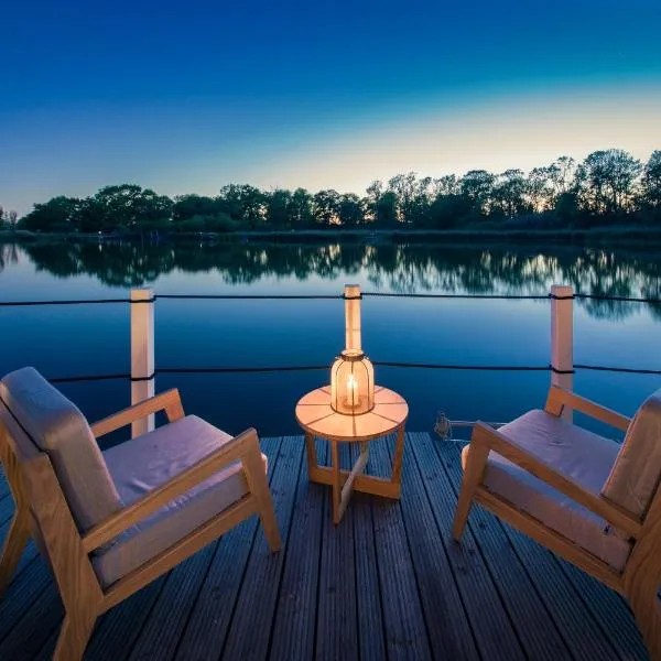 Schwimmende Suiten Usedom, Hotel in Krummin