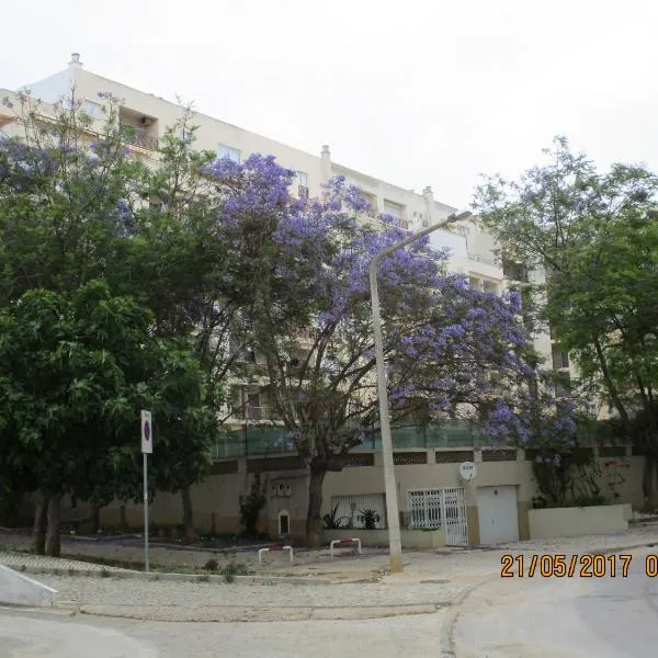 Edificio Nau, hotel in Armação de Pêra
