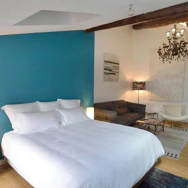 Les Apparts du Plot, hotel v destinaci Le Puy