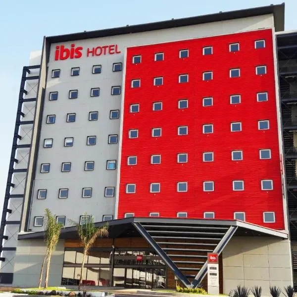 Ibis Irapuato, hotel a Las Palomas