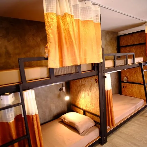 Nap Corner hostel, hotel v destinaci Phitsanulok