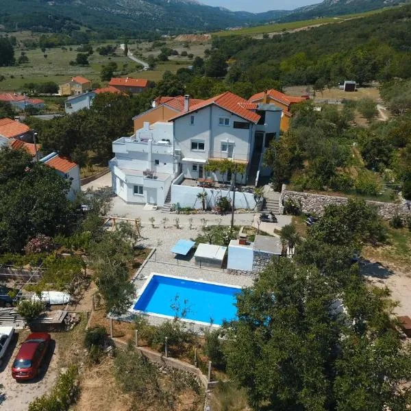 Apartmani M, hotel in Baška
