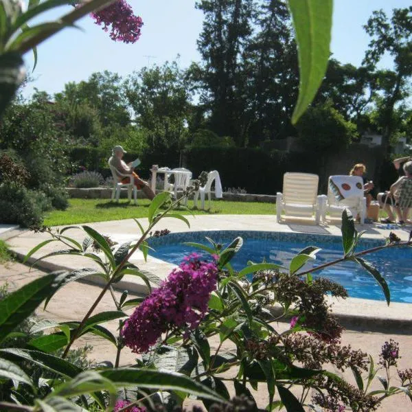 Villa Camila, Hotel in Villa Giardino