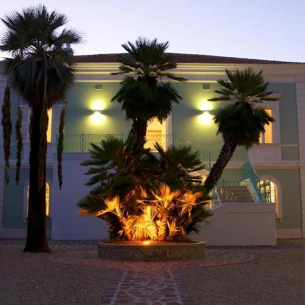 Villa Arlini, hotel Pinetóban