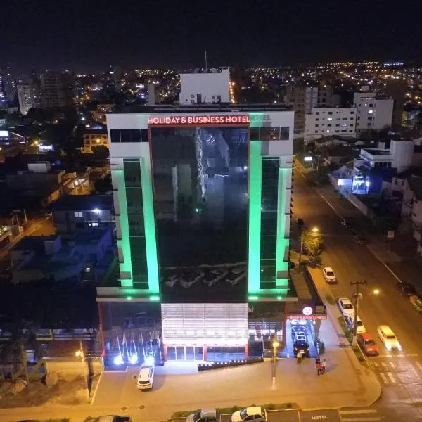 Holiday & Business Hotel - Em frente ao Centro de Eventos e Arena Conda, hotel in Chapecó