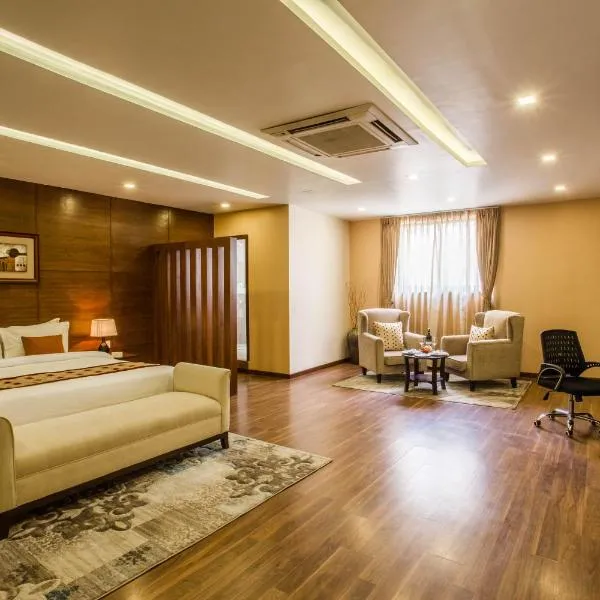 Yatri Suites and Spa, hotell sihtkohas Dharampur