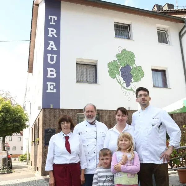 Gasthof Traube, hotel v destinaci Aspach