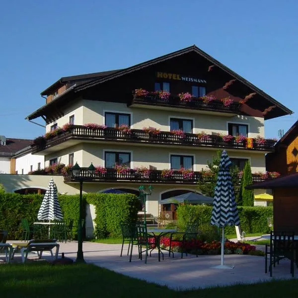 Hotel Weismann, hotel v destinaci Sankt Georgen im Attergau