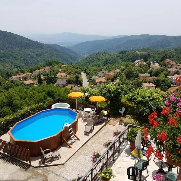 Amelia Hotel, hotel v destinaci Momigno