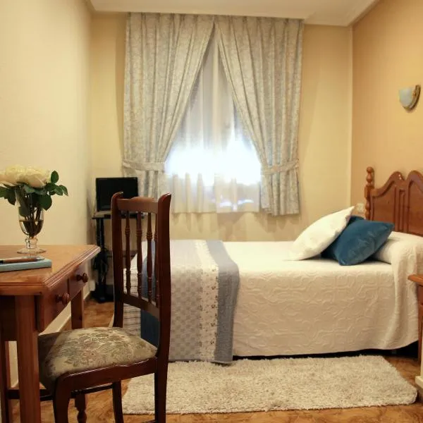 Hostal pachin, готель у місті М'єрес