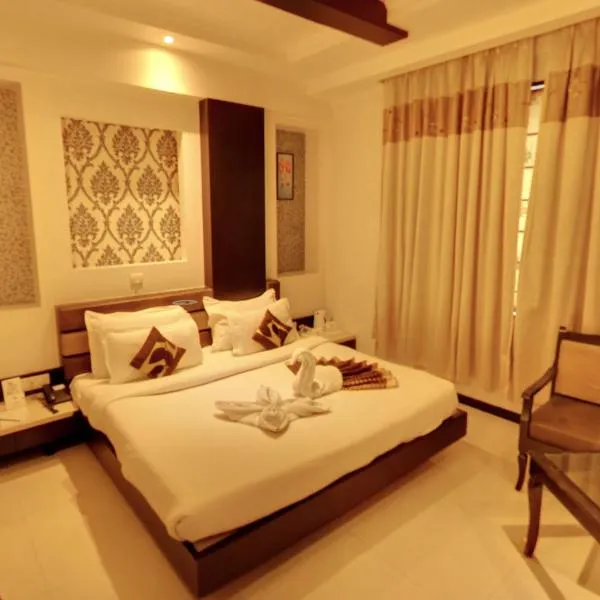 Hotel Royale Ambience, khách sạn ở Raipur