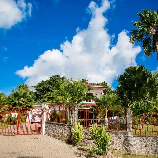 The Orchard Holiday Home, hotel in Mahe