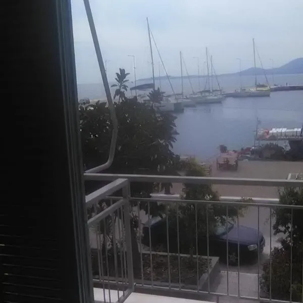Giannis Rooms, hotel v destinaci Methana