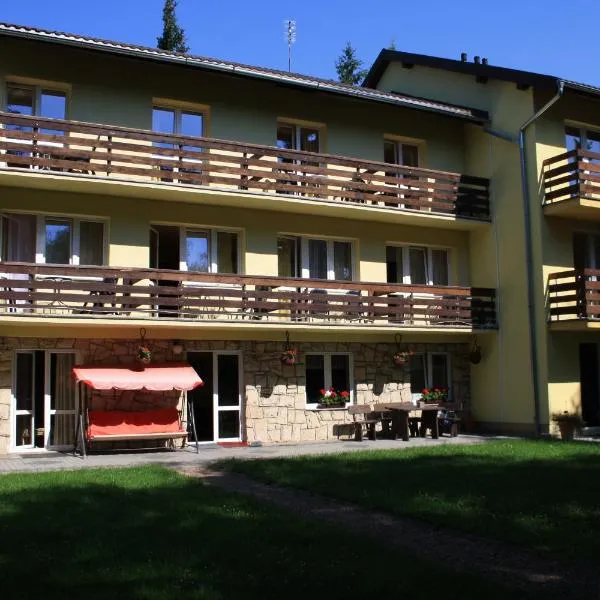 Villa Laura, hotel en Polanica-Zdrój