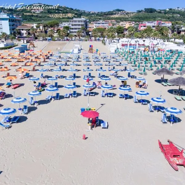 Hotel International, hotel in Tortoreto
