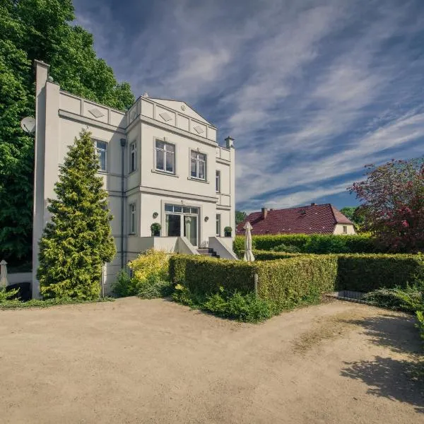 Gutshaus Krummin Usedom – hotel w mieście Krummin