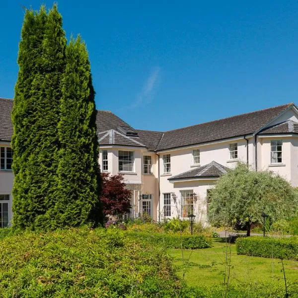 Nuremore Estate, מלון בקריקמקרוס
