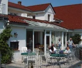 Neukirchener Hof, hotel v destinaci Malente