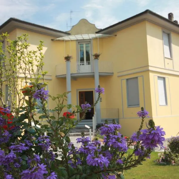 Affittacamere Bel Sole, hotell i Borghetto di Vara