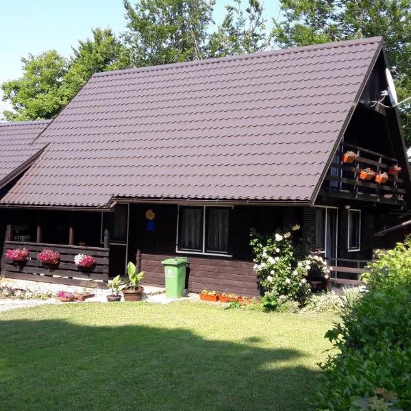 Estavela Holiday home, viešbutis mieste Jezercė