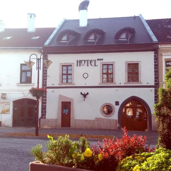 Hotel Čierny Orol, hotel em Rožňava
