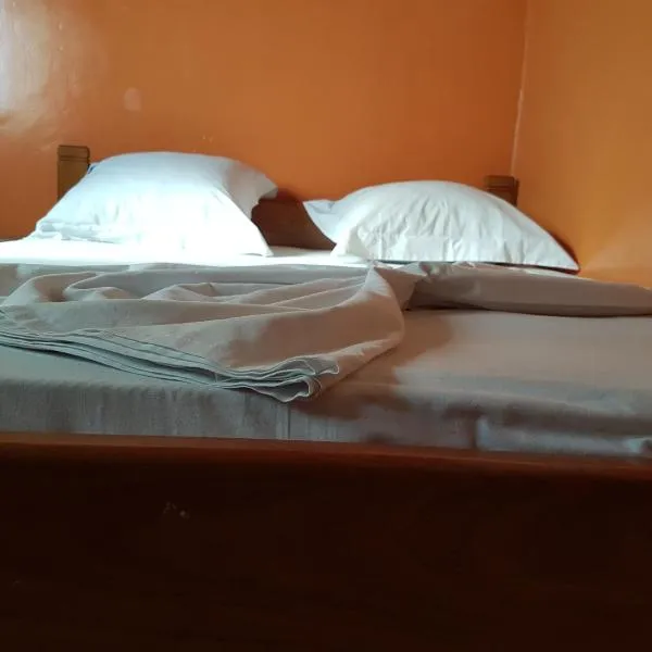 Maison Rose, hotel v destinaci Douala