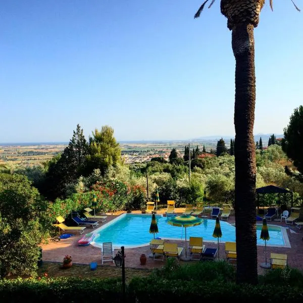 Dolce Vita – hotel w mieście Campiglia Marittima