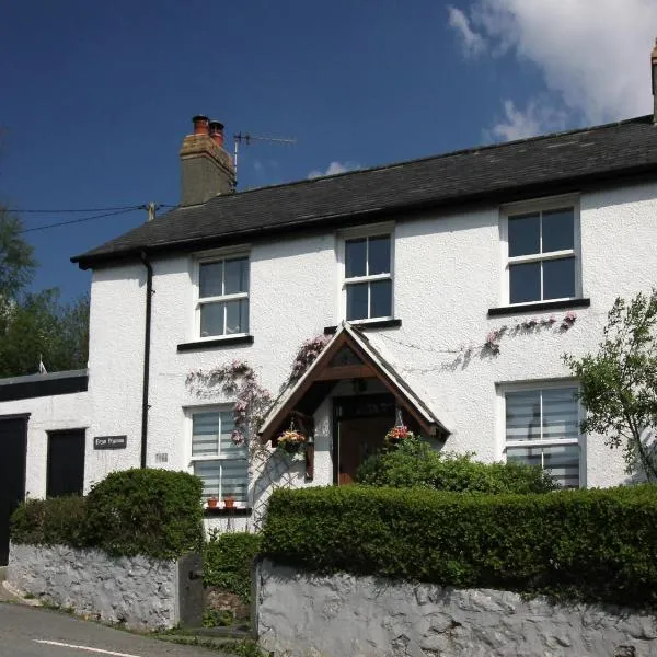 Bryn Ffynnon Holiday Cottage Llanrwst, hotel sa Llanrwst