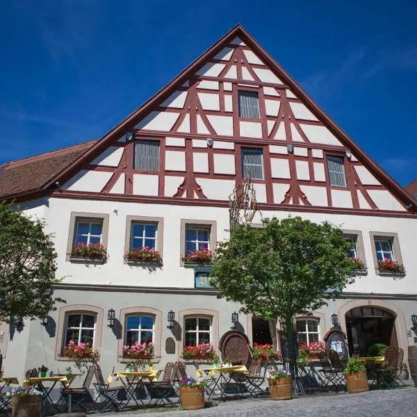 Flair Hotel zum Storchen, hôtel à Oberdachstetten