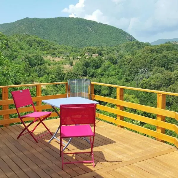 les chalets et gite du haut taravo, hotel di Zevaco